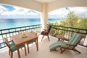 Teak Steamer Chair at a Tropical Vacation Condo - customer photo